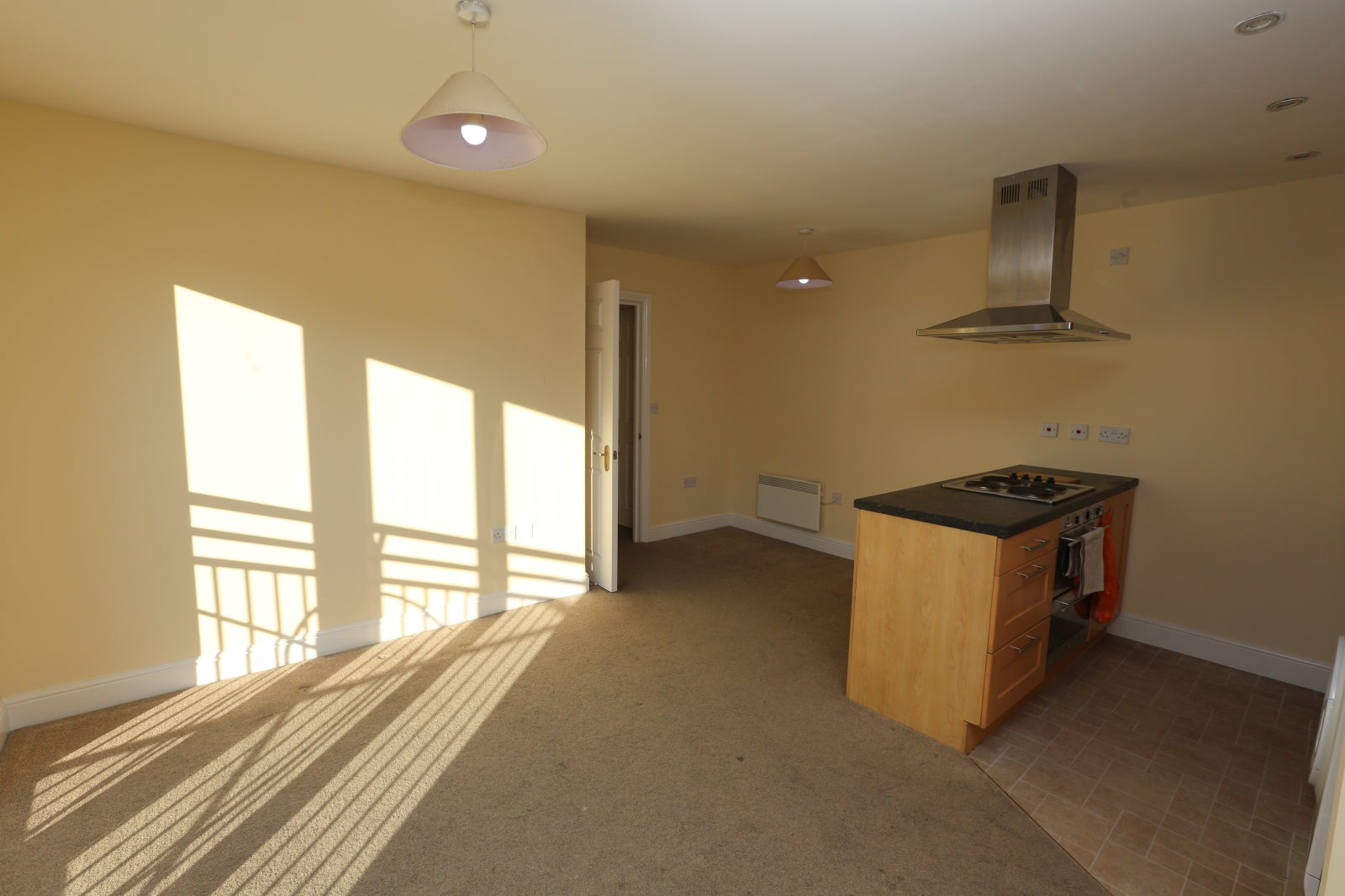 Flat Sovereign Place in Greater London