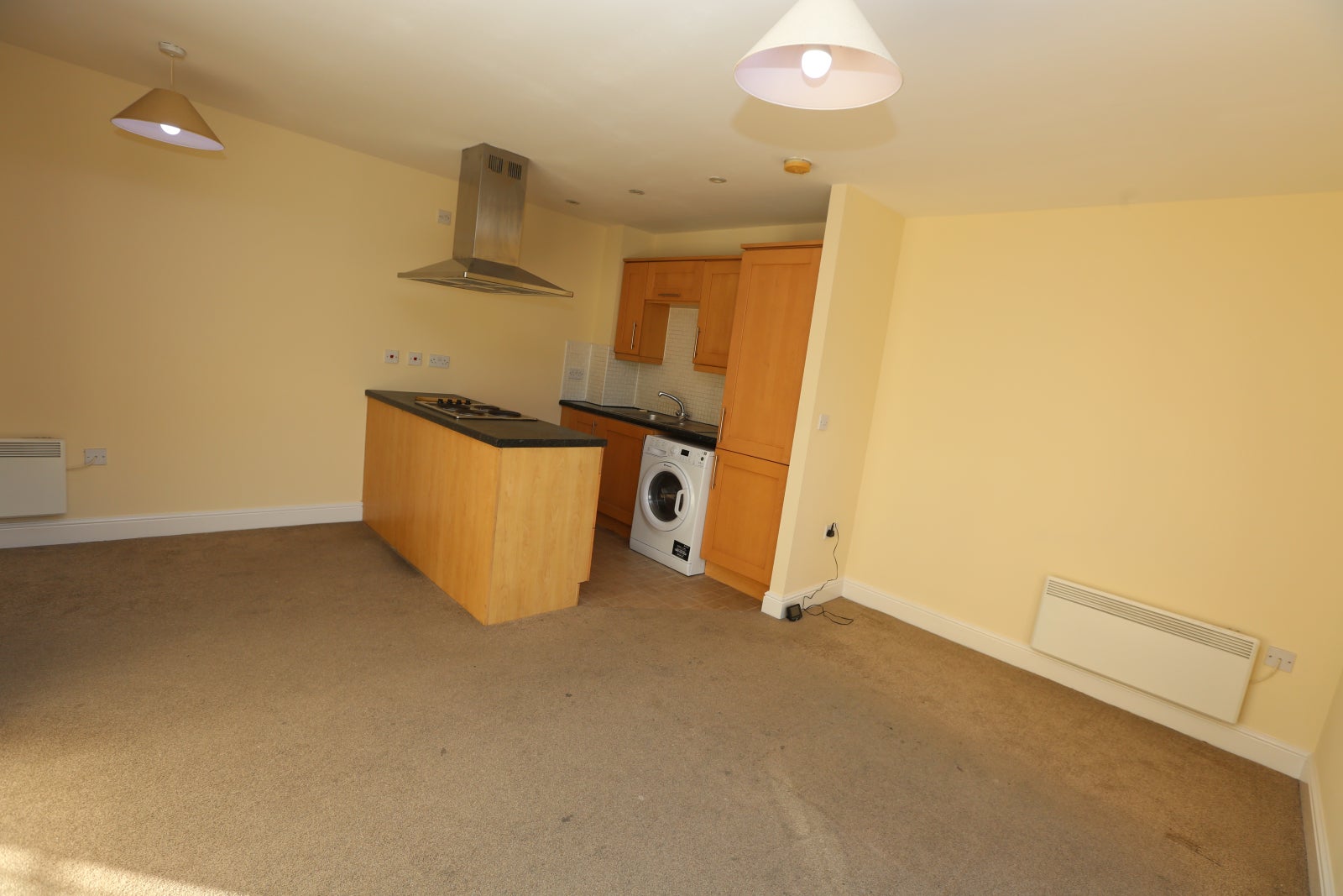 Flat Sovereign Place in Greater London