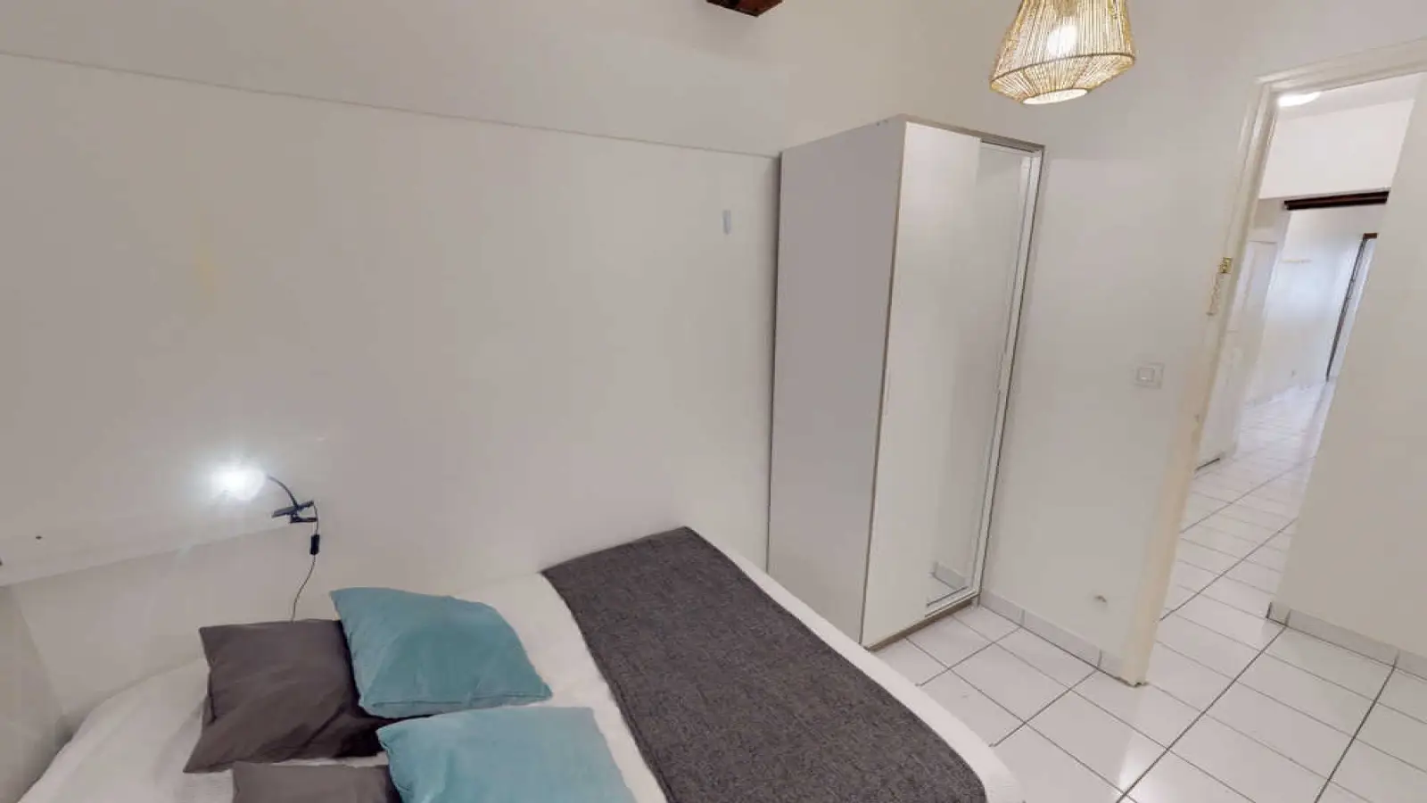 Room Rue Neuve in Lyon