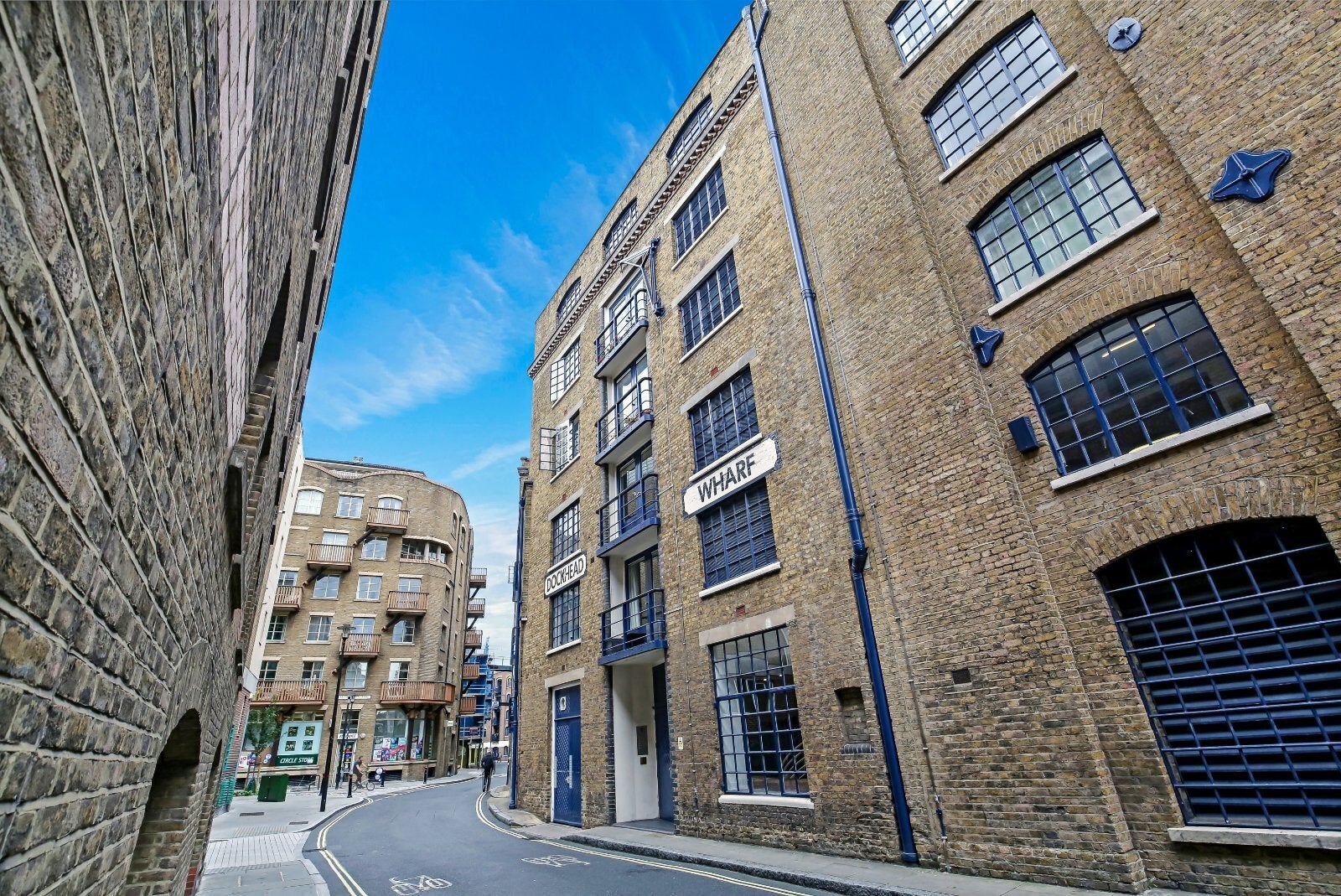 Flat Jamaica Road in Greater London