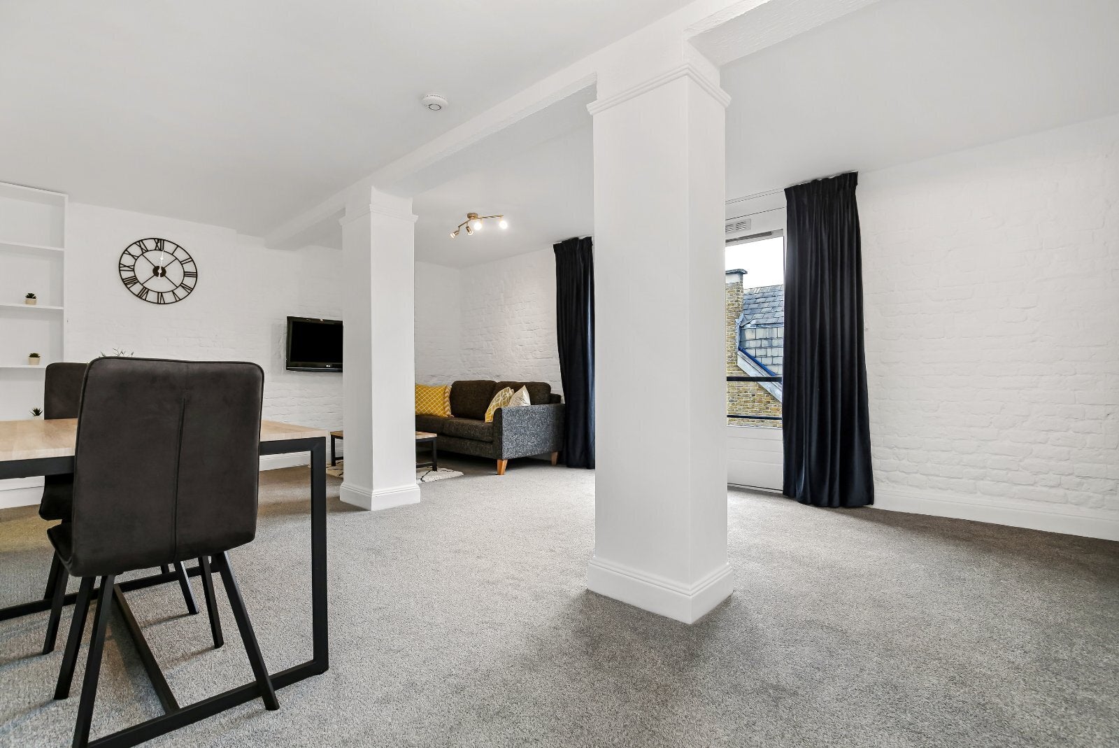 Flat Jamaica Road in Greater London