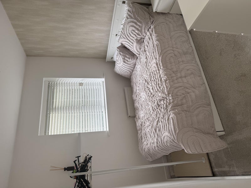 Room Springfield Crescent in Huyton