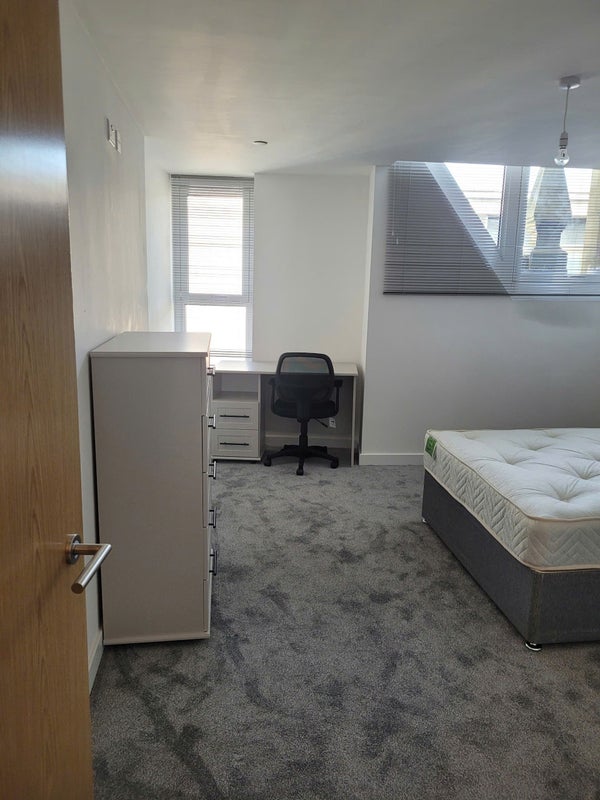 Flat Fargate in Sheffield