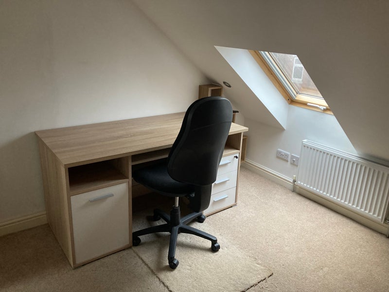 Room Coverdale Road in Sheffield
