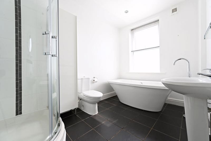 Room Coverdale Road in Sheffield