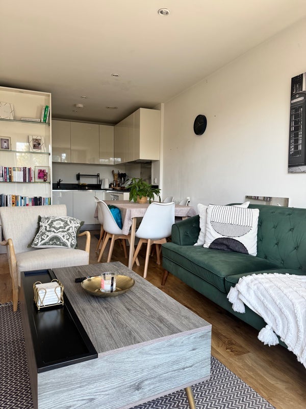 Room Duke of Wellington Avenue in Greater London