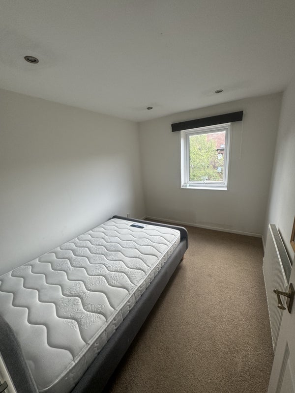 Room Rownham Mead in Bristol