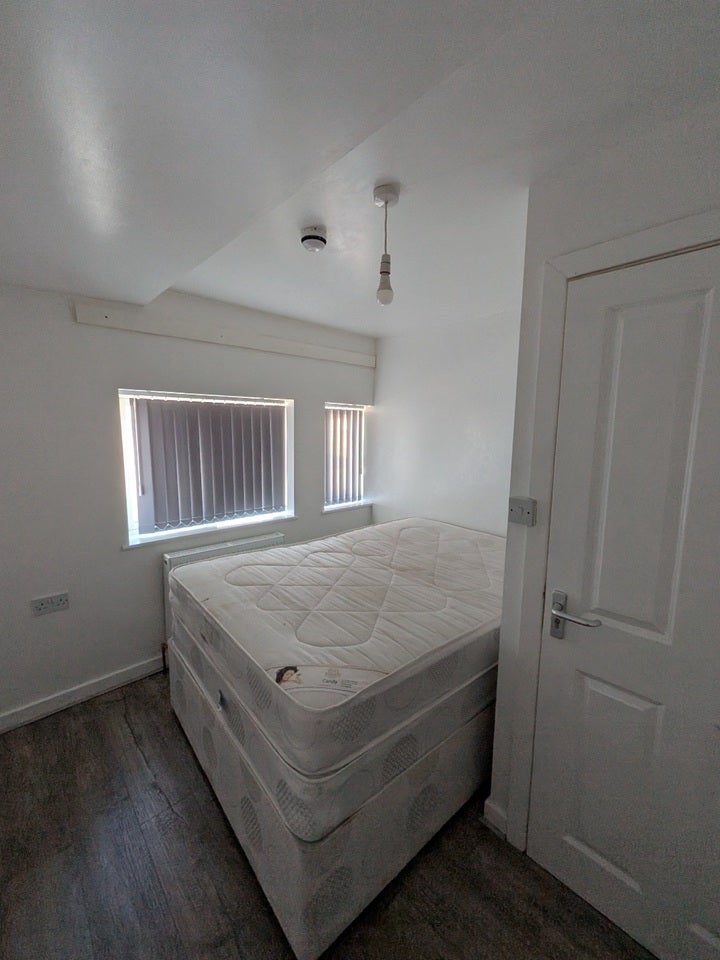 Flat Brooklyn Place in Leeds