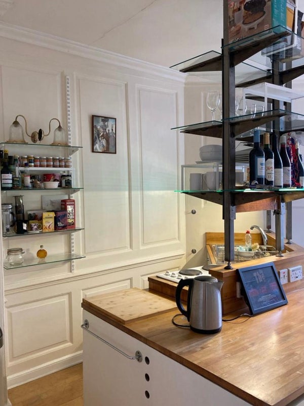 Room Albemarle Way in Greater London