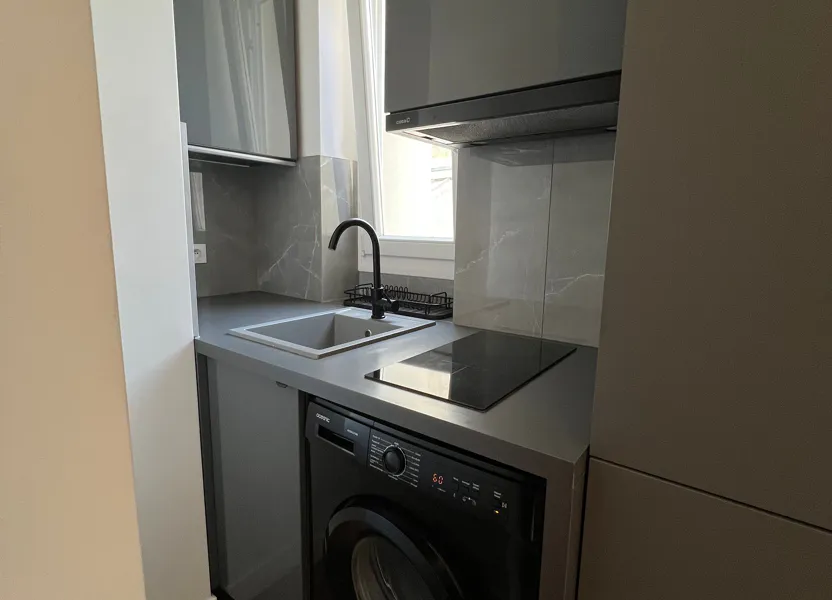 Flat Rue Jules Guesde in Levallois-Perret