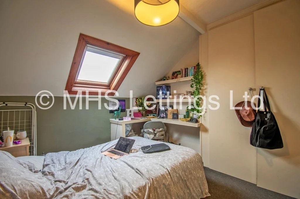 House Broomfield Terrace in Leeds