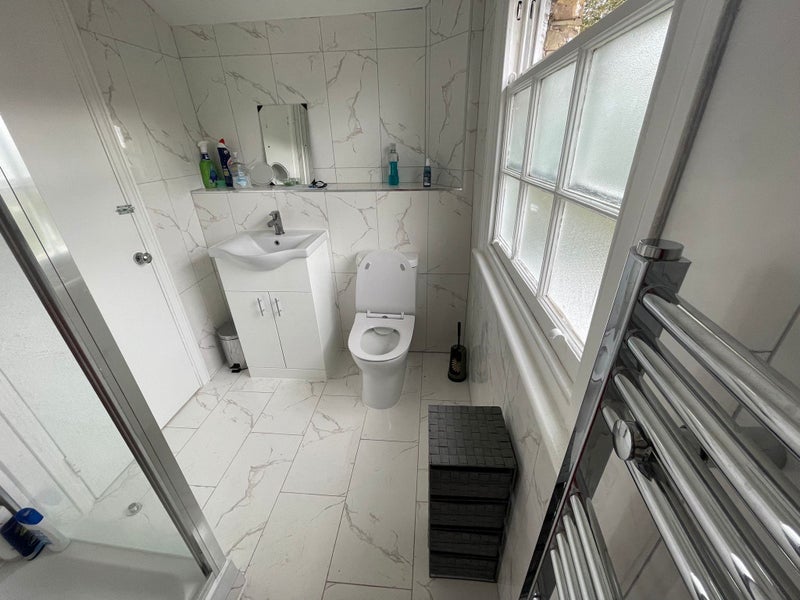 Room Liverpool Grove in Greater London