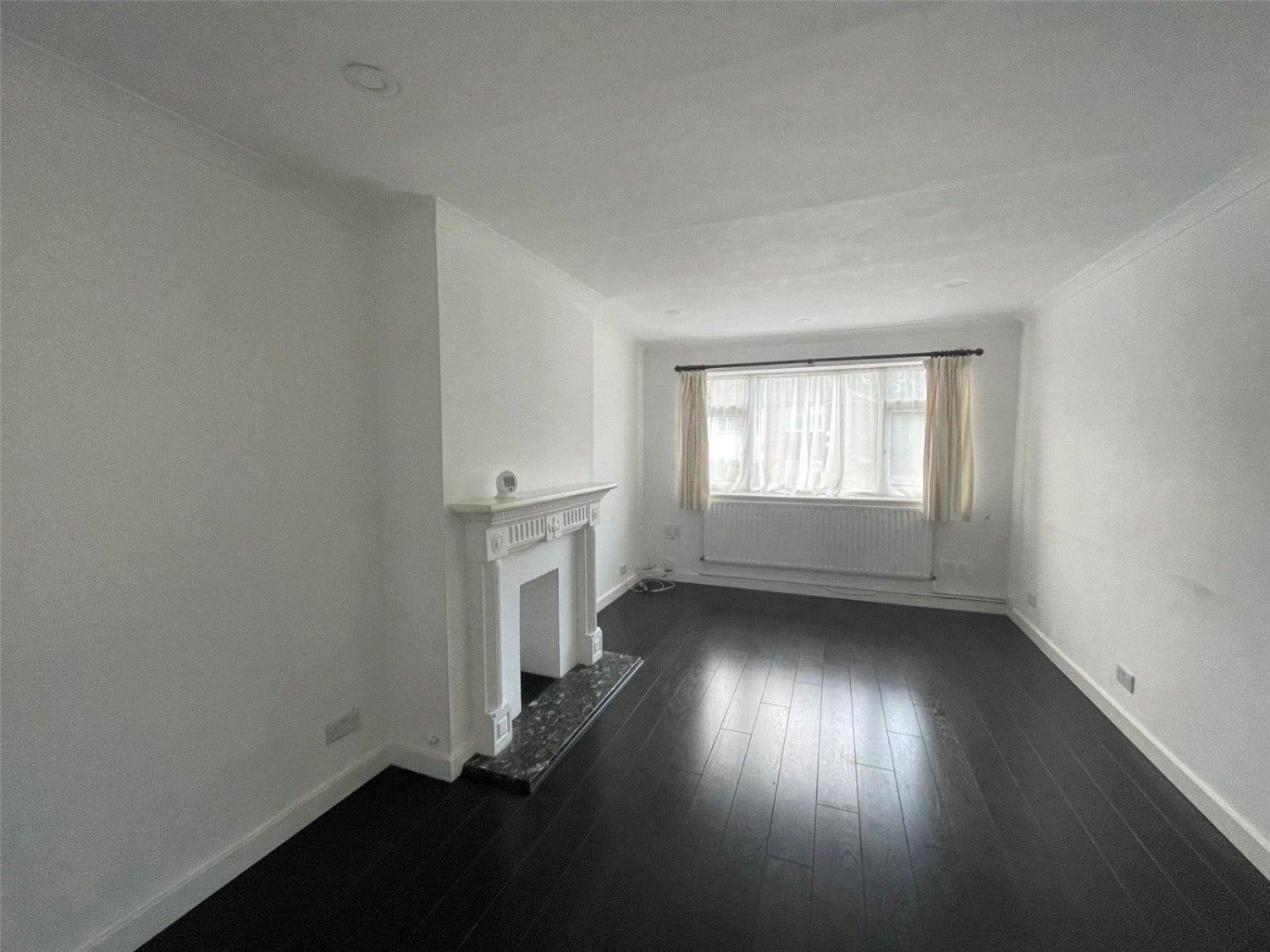 Flat Gwillim Close in Greater London