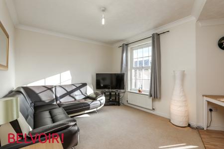 Flat Pillowell Drive in Gloucester