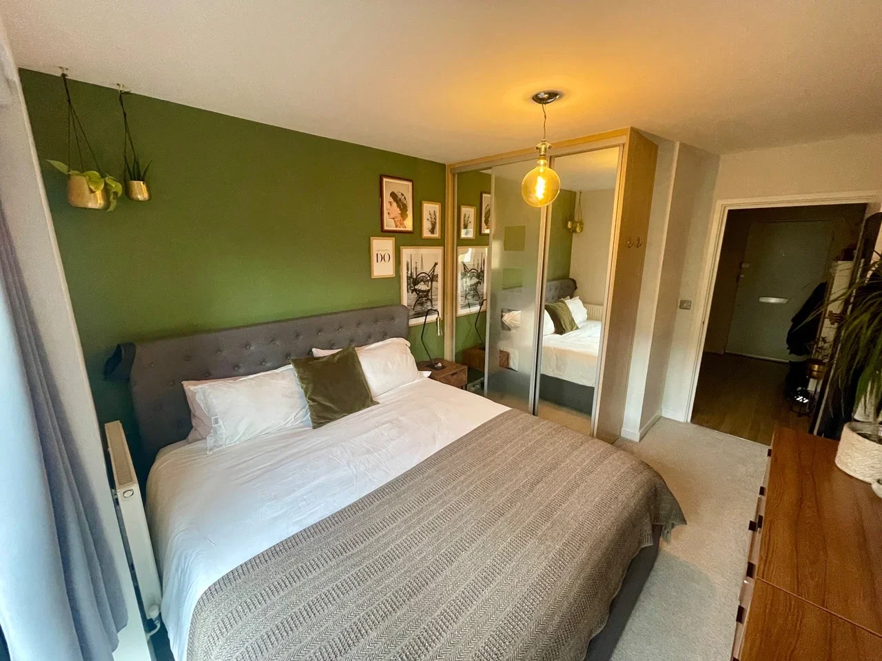 Flat Ordell Road in Greater London