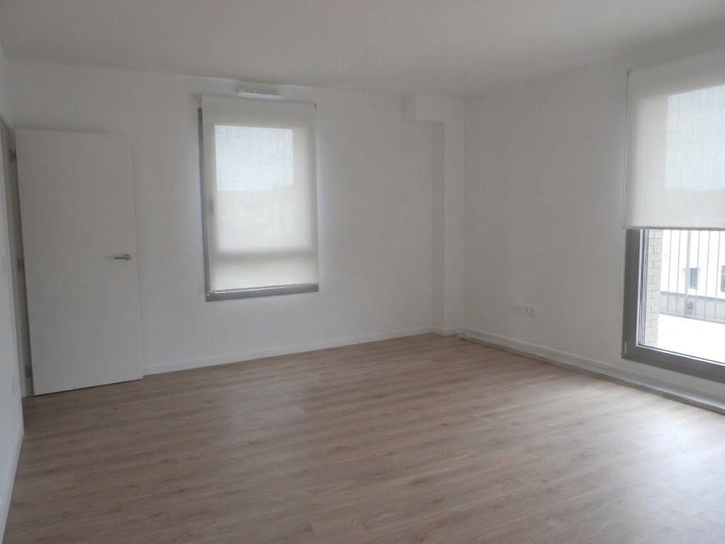 Flat Rue de la Division Leclerc in Massy