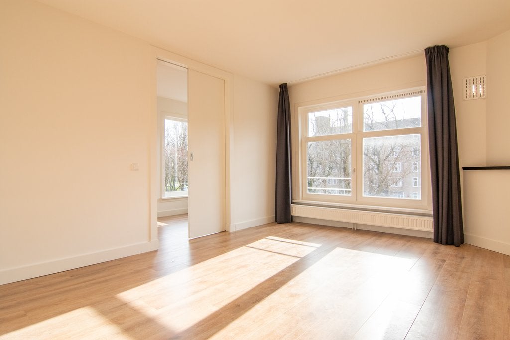 Flat Churchill-laan in Amsterdam