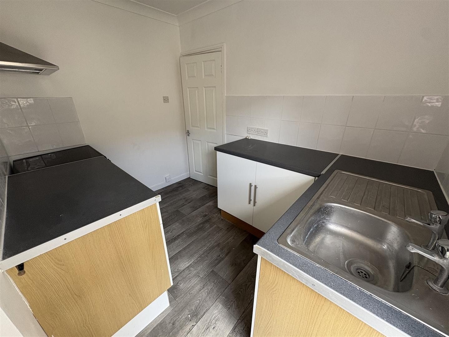 Flat Saint Johns Road in Belton with Browston