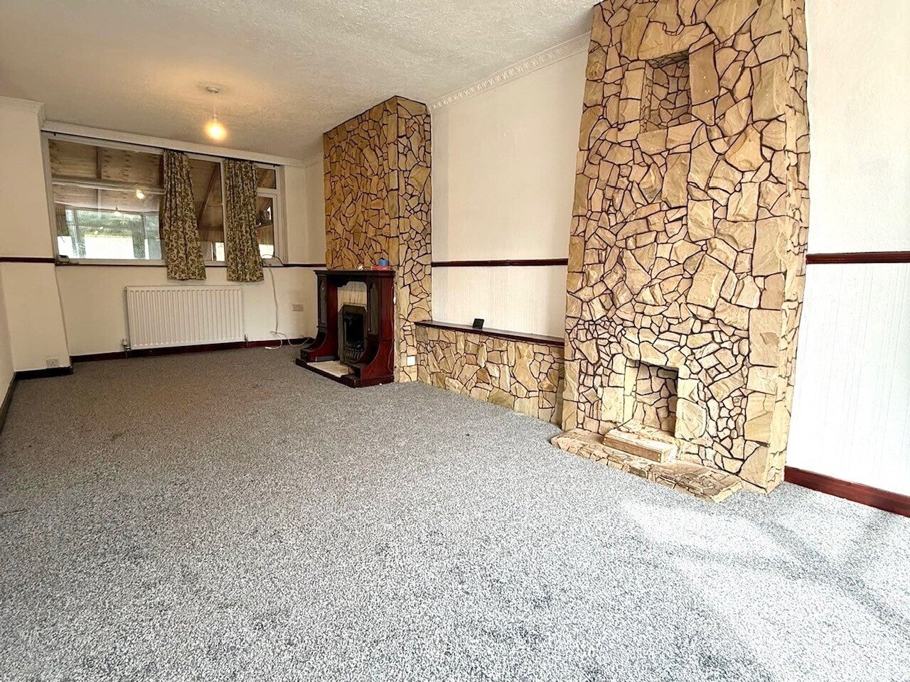 House Ermington Crescent in Birmingham