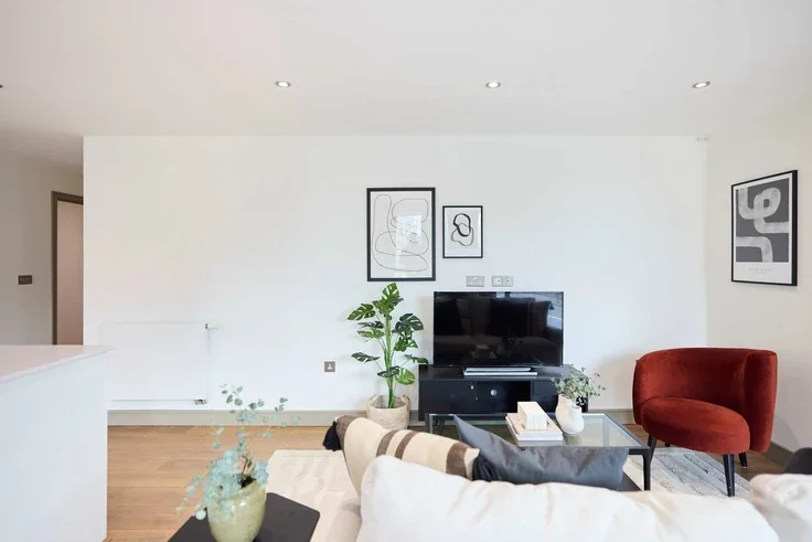Flat Carlton Grove in Greater London