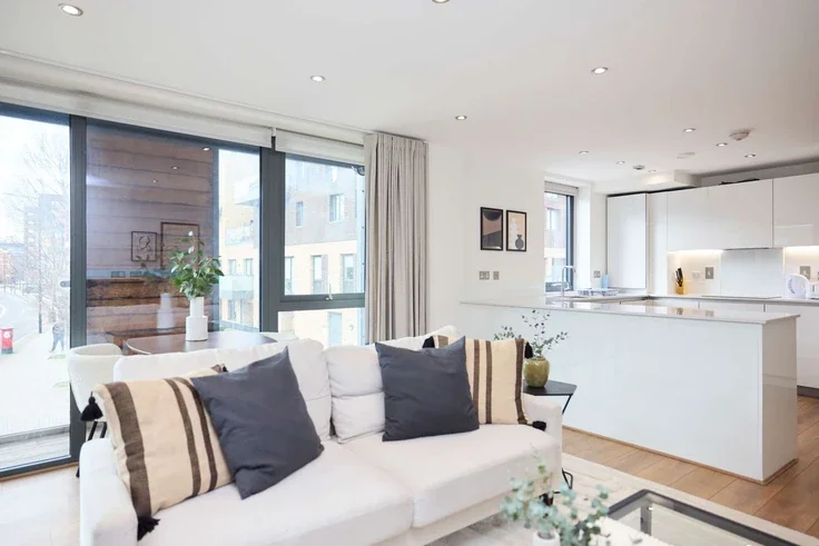 Flat Carlton Grove in Greater London
