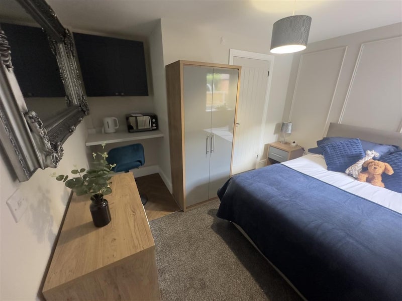 Room Stanton Place in Mansfield Woodhouse