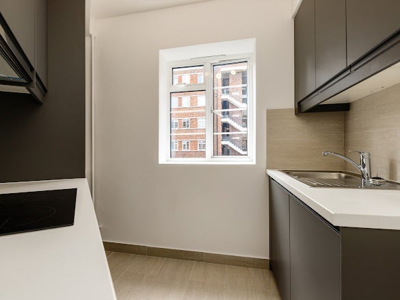Room Edith Villas in Greater London