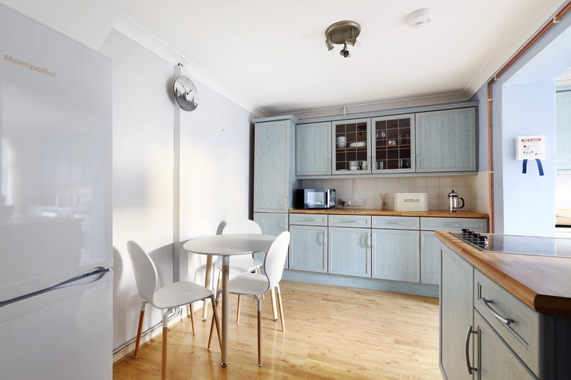 Room Mole Close in Crawley