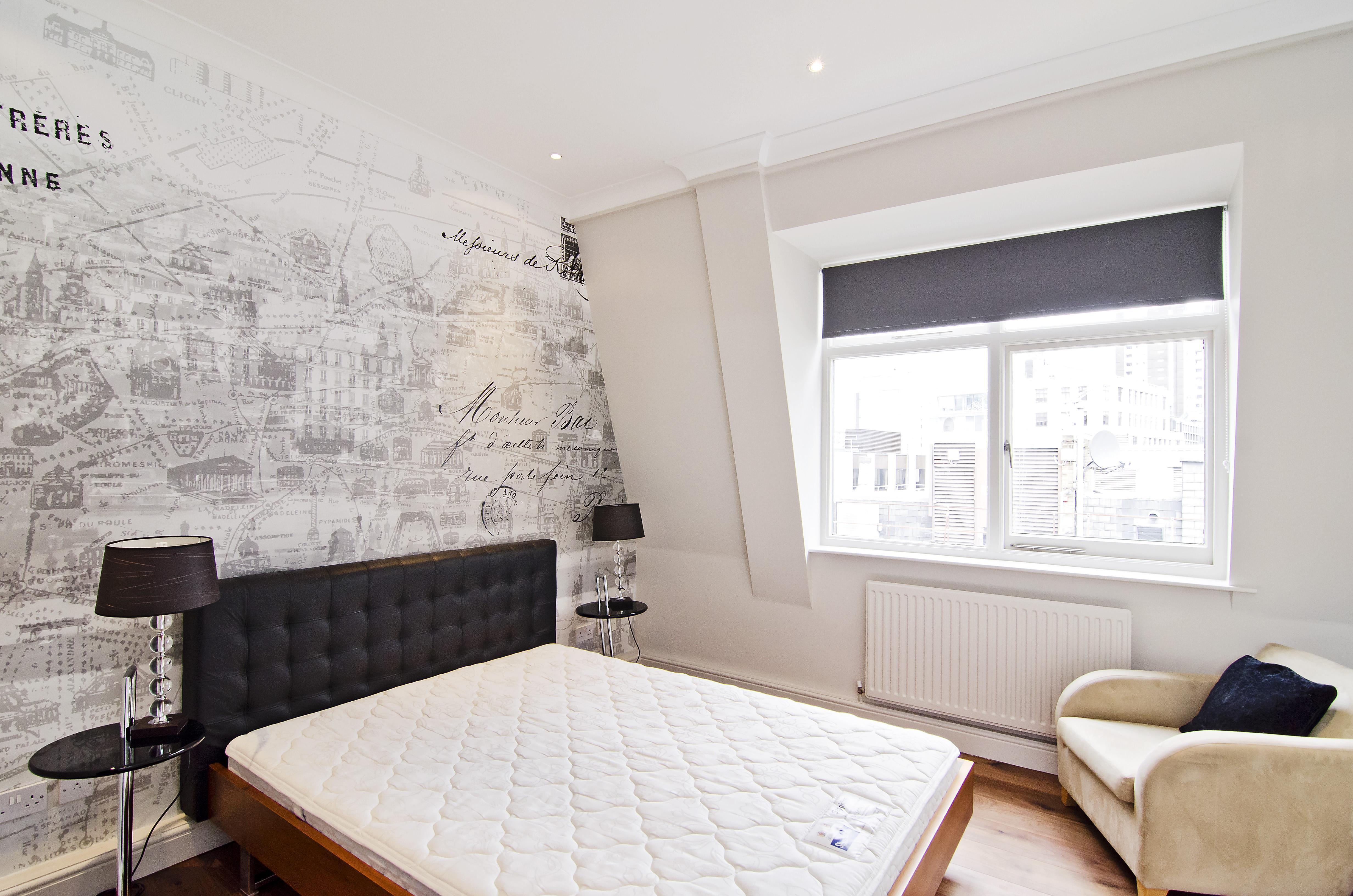 Flat Creechurch Lane in City of London