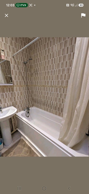 Room Falkland Road in Greater London