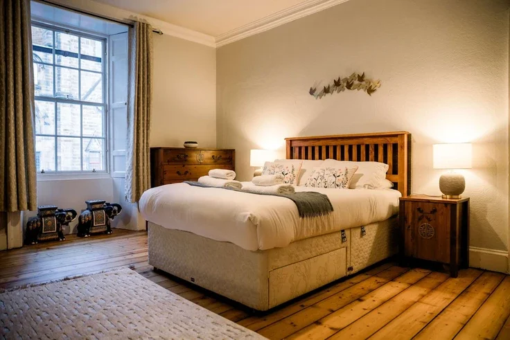 Flat Johnston Terrace in City of Edinburgh