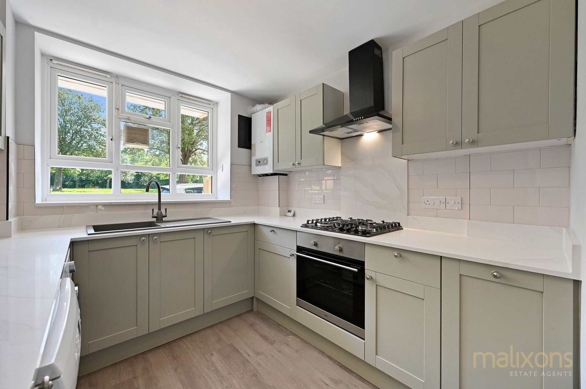 Flat Aldrington Road in Greater London