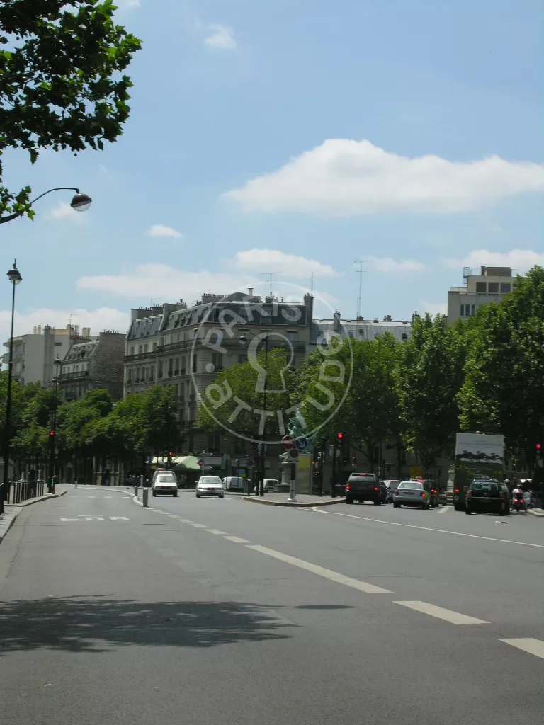 Flat Rue du Val de Grâce in Paris