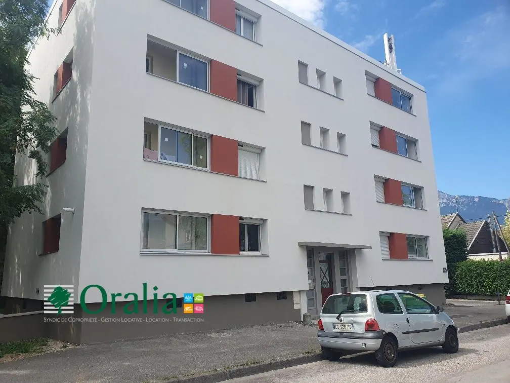 Appartement Rue de la Bajatière à Grenoble