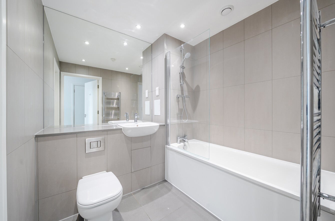 Flat Burgess Springs in Chelmsford