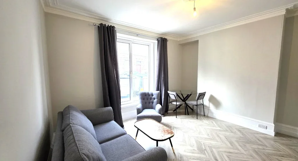 Flat Wallfield Place in Aberdeen City