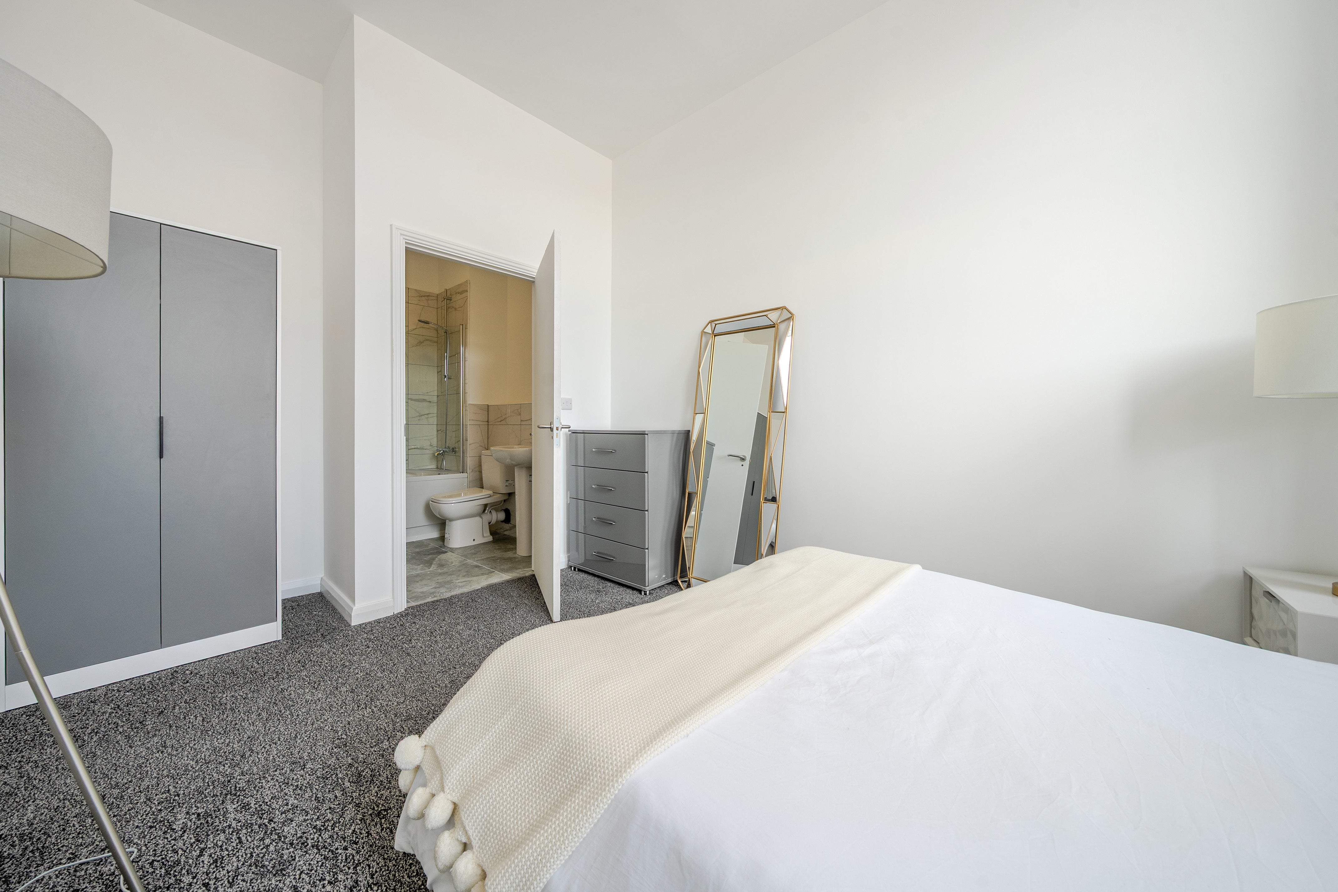 Flat Matlock Road in Coventry