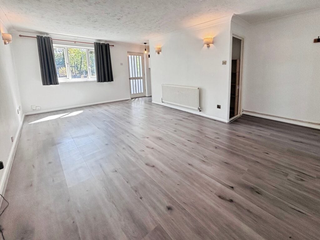 House Overton Close in Rushmoor