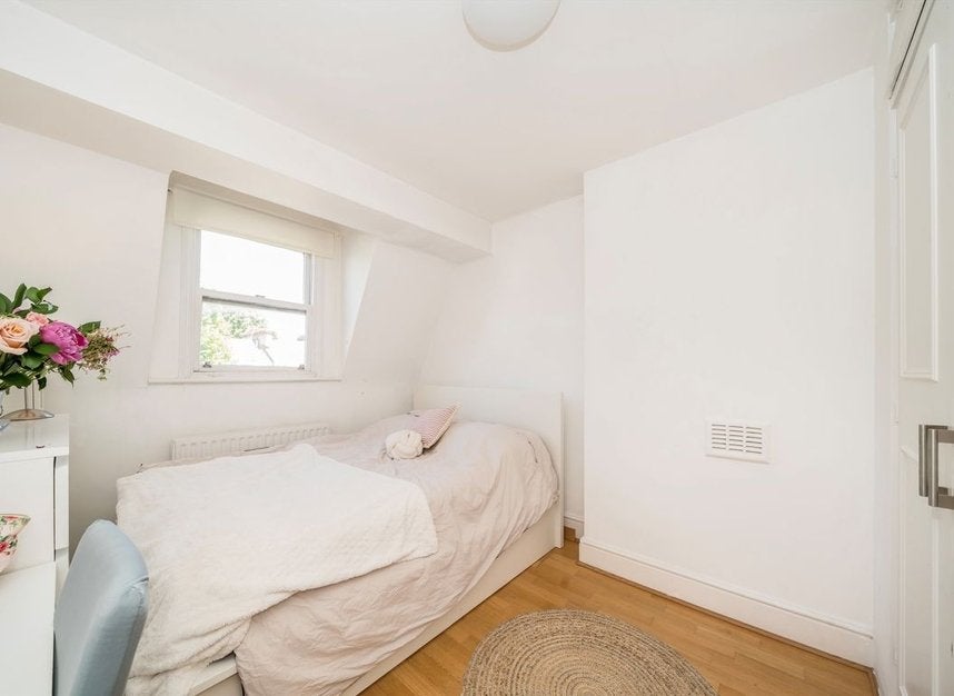 Flat Sutherland Avenue in City of Westminster