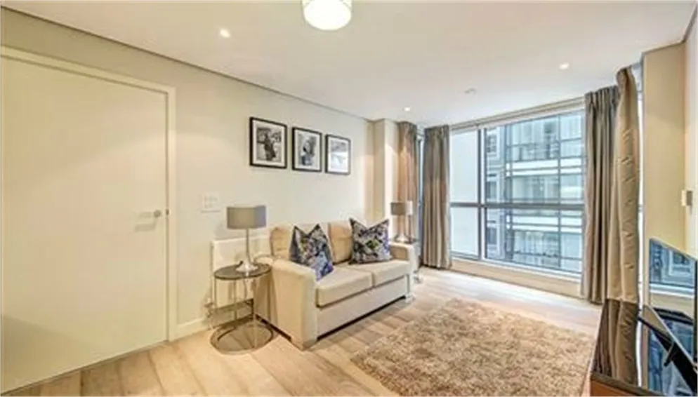 Flat Merchant Square in City of Westminster