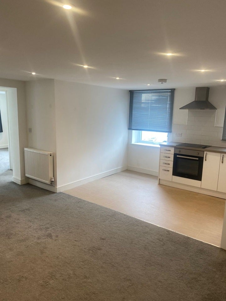 Flat Lower Hanham Road in Bristol