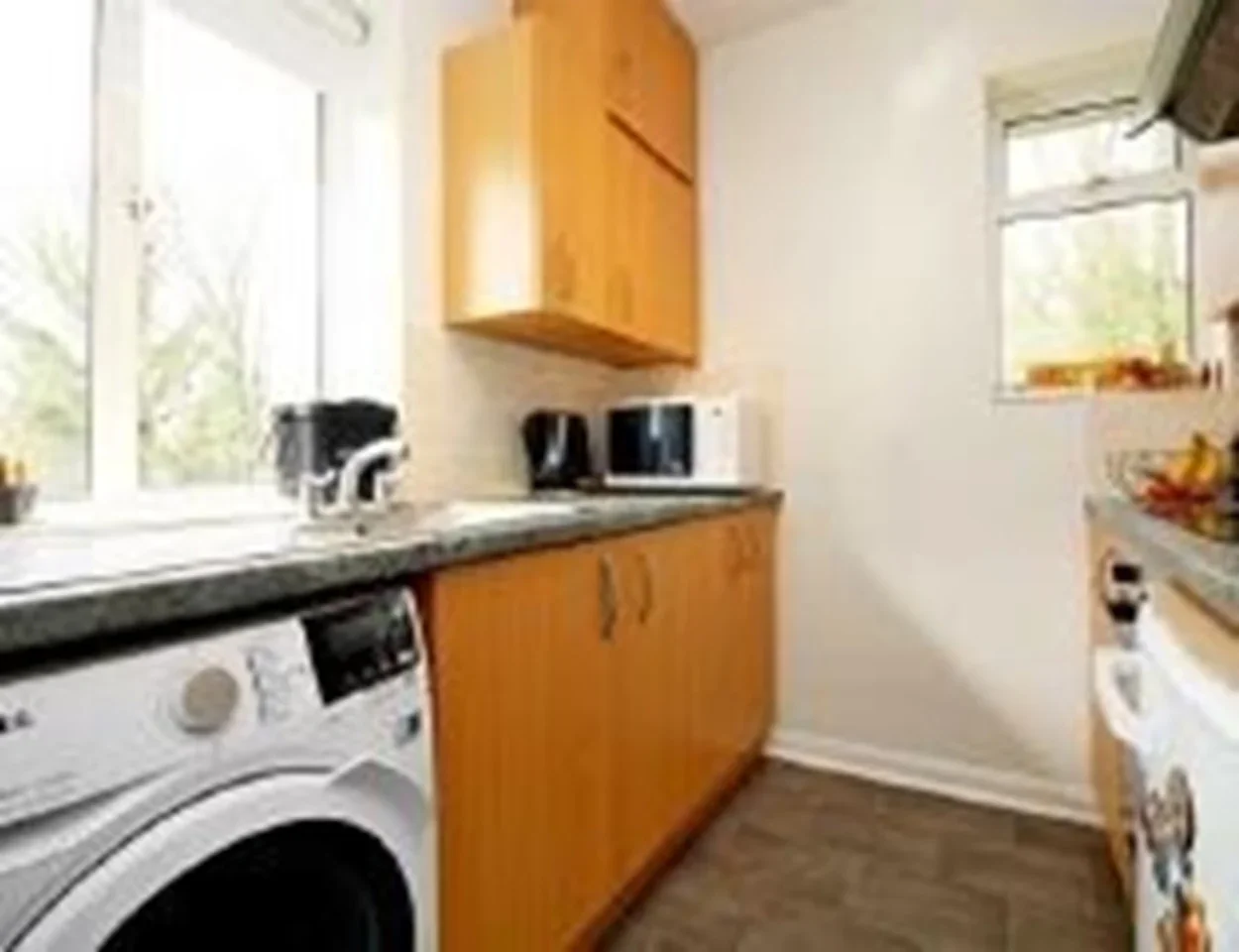 Flat Springfield Close in Greater London