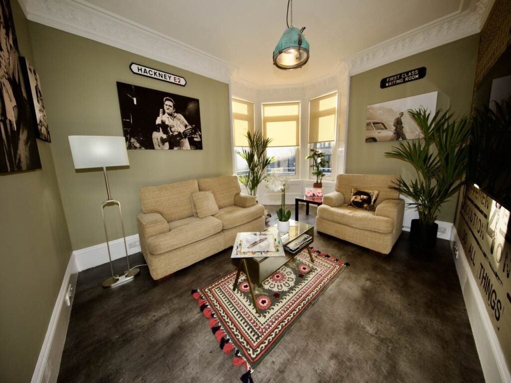 Flat Mid Road in Dundee