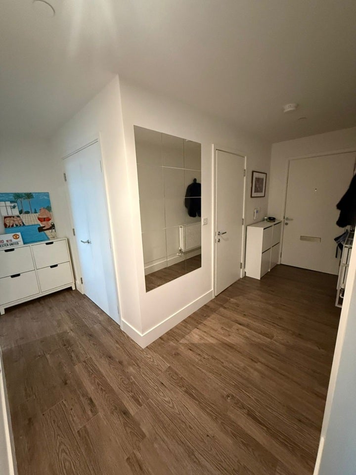 Flat North End Road in Greater London