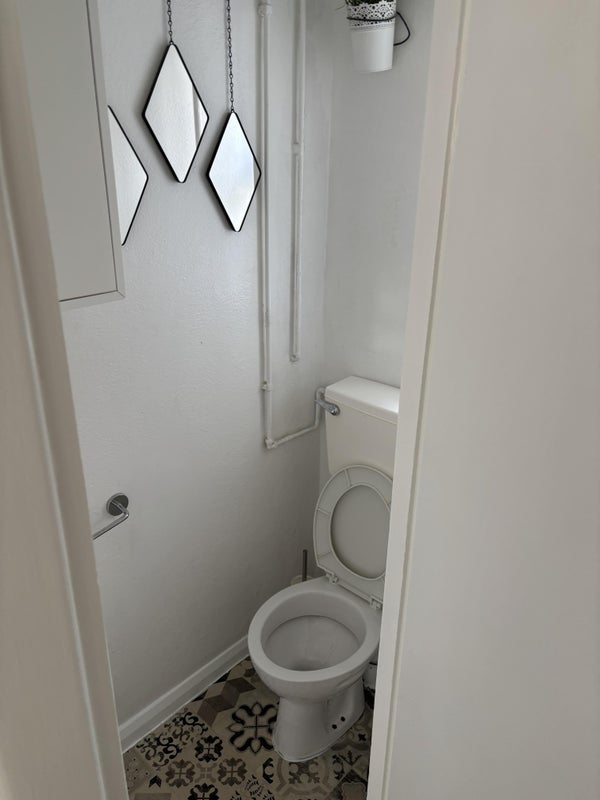 Flat Stewart Court in Greater London