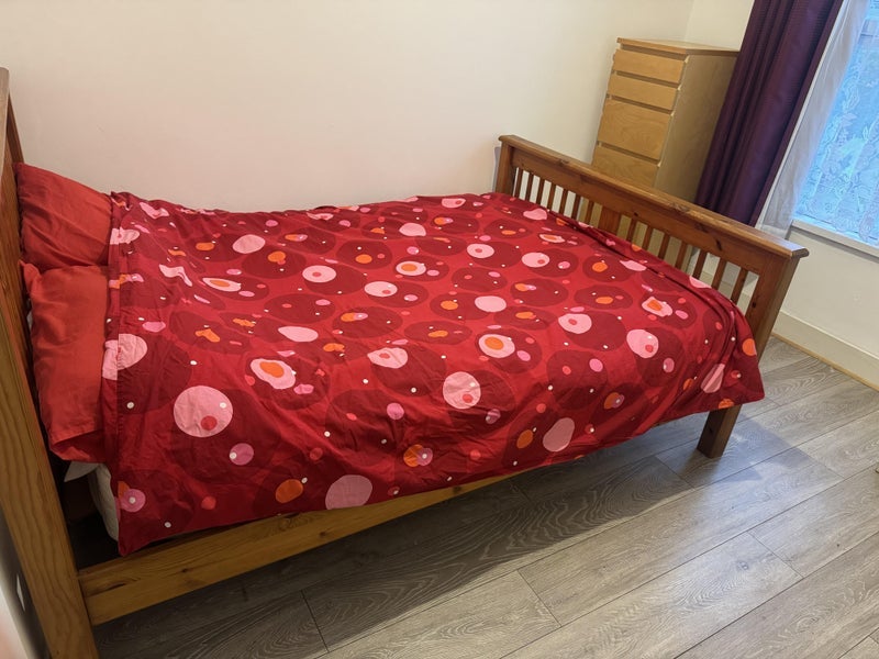 Room Sebert Road in Greater London