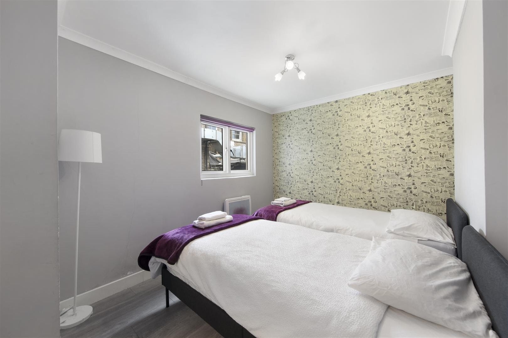 Flat Fernhead Road in City of Westminster