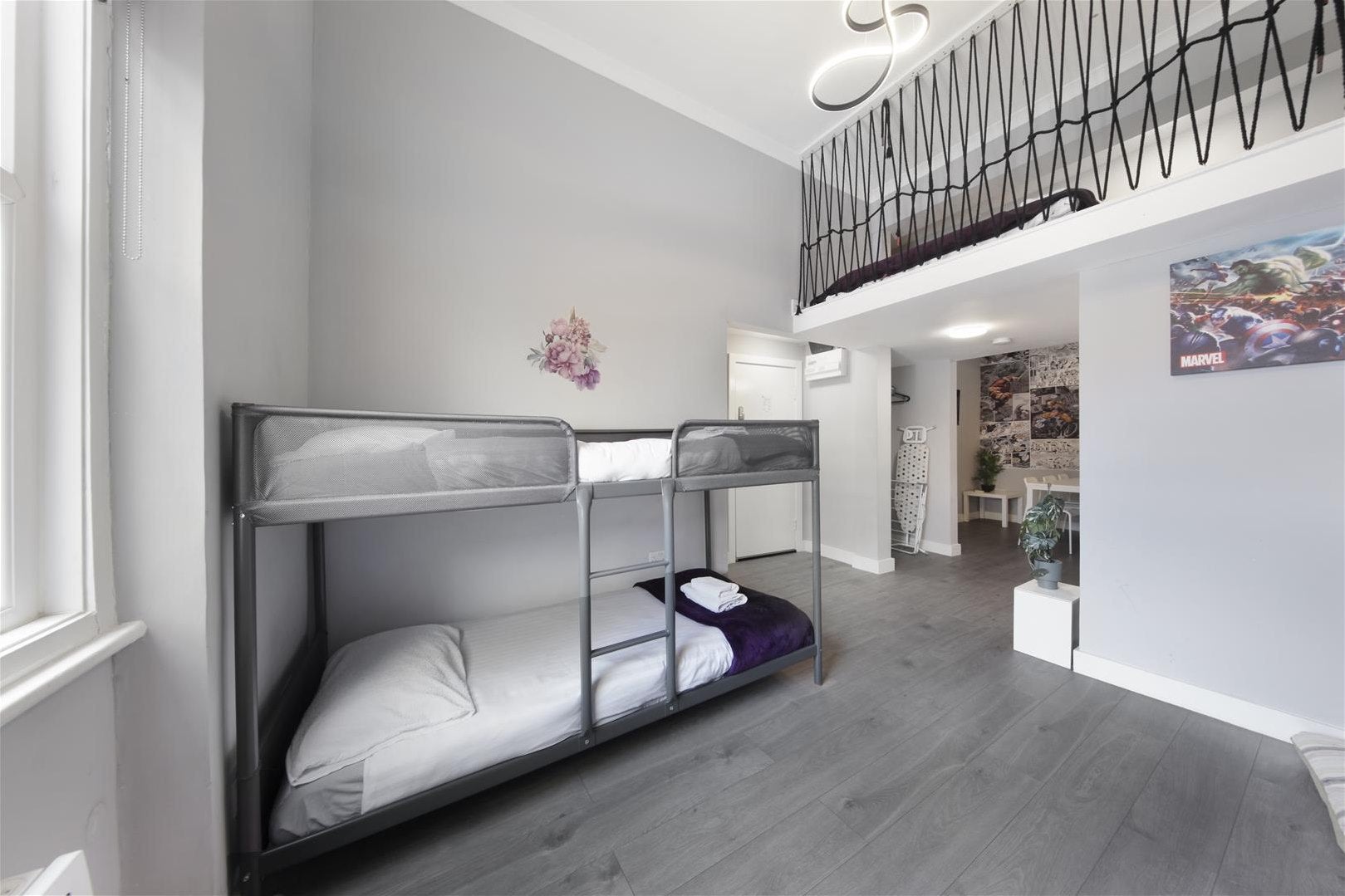 Flat Fernhead Road in City of Westminster