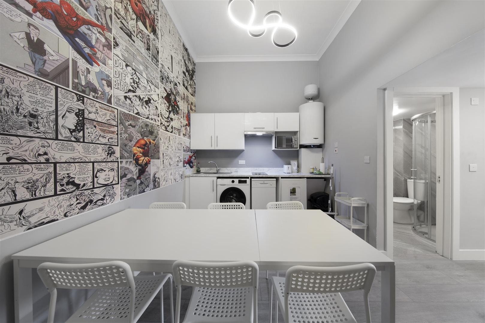Flat Fernhead Road in City of Westminster