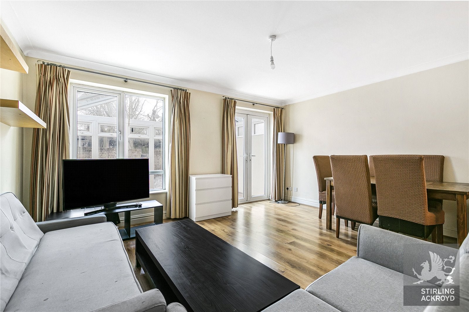 Flat Wynter Street in Greater London